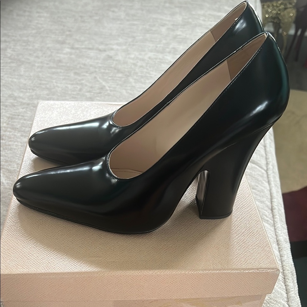 Calzature Donna Nero Prada Pumps
